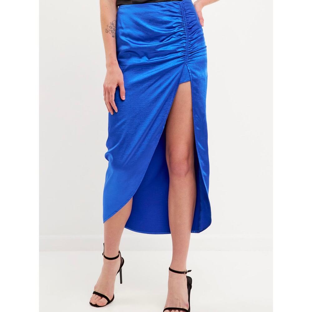 NWT ENDLESS ROSE Blue Satin Finish Front Slit Midi Skirt. Size M